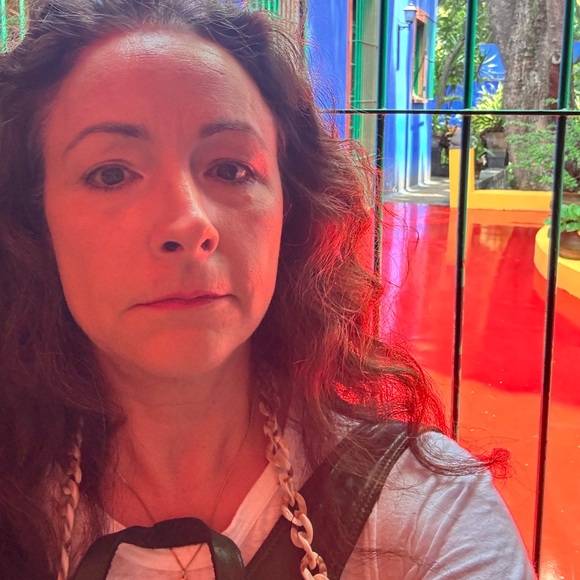 Meet your Posher, Patricia - Picture 2 of 3